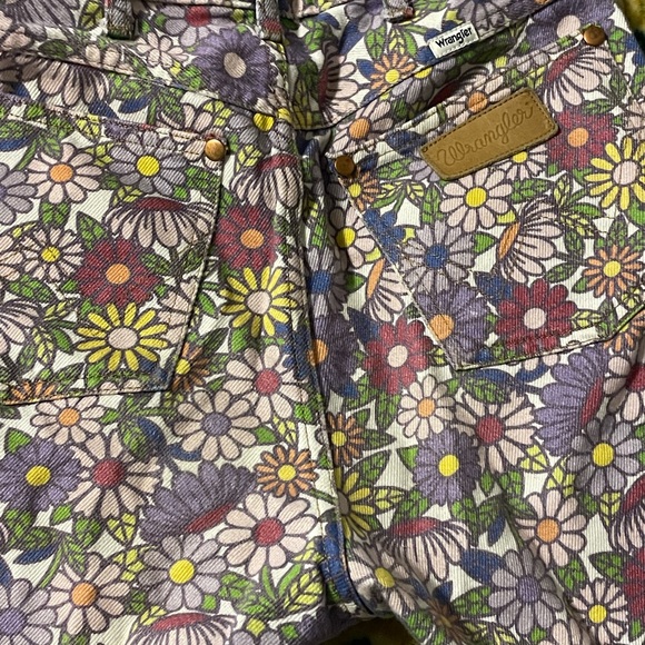 wrangler flower power - Picture 3 of 3